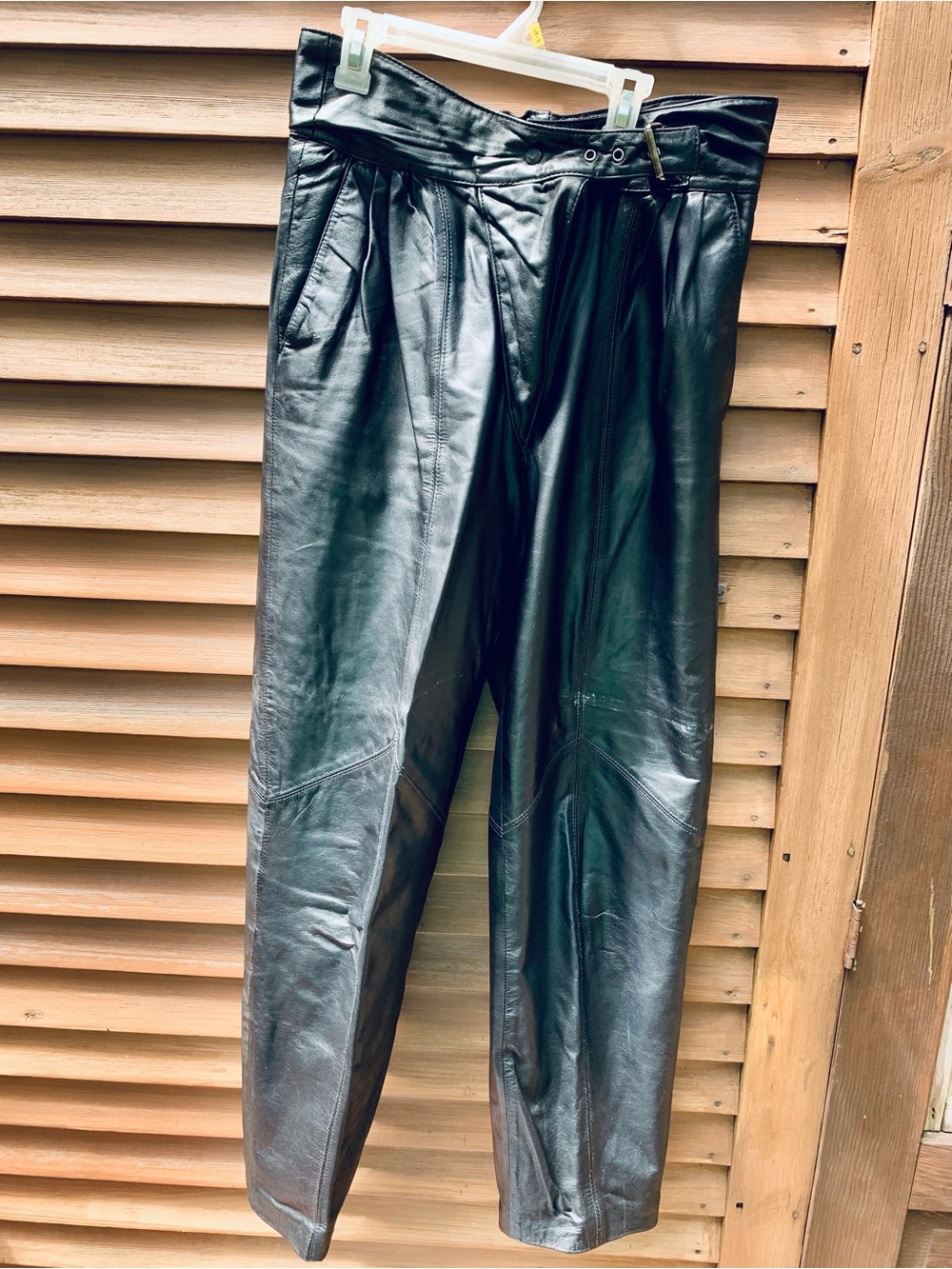 Men's Black Leather Pleated Tapered Pants